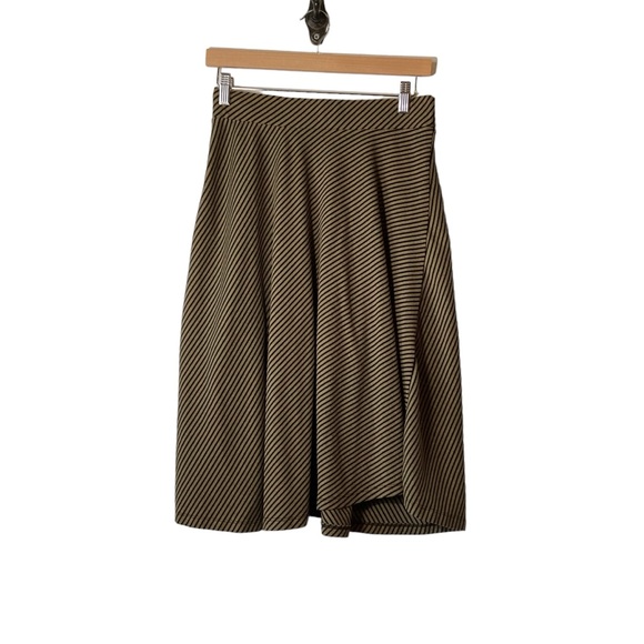Cirana Green & Black Striped Skirt Size Large - Picture 2 of 5